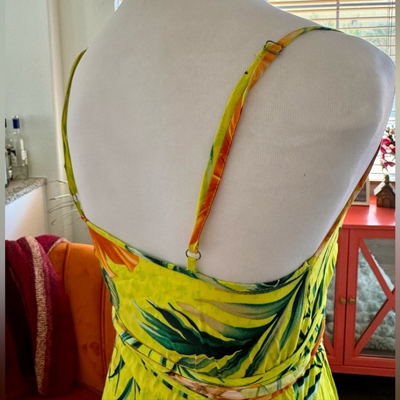 Floral Wrap Dress in Yellow and Green - Picture 5 of 6